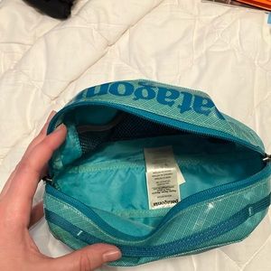 Patagonia toiletries bag
